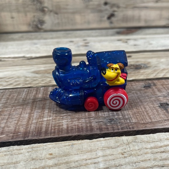 McDonald's Back To The Future Einstein's Traveling Train 1991 Blue Dog Car Toy - Picture 2 of 7